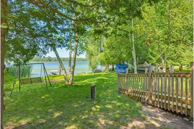 322  Lakeside Dr, Farmington, WI 53021 - Photo 5