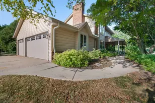 S67W23715 Fernwood Ct, Vernon, WI 53189 - Photo 3