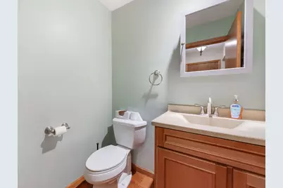 S67W23715  Fernwood Ct, Vernon, WI 53189 - Photo 7