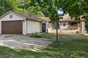 2021 4 Mile Rd, Racine, WI 53402 - Photo 5