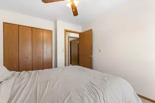 10365 S Kelly Dr, Oak Creek, WI 53154 - Photo 9