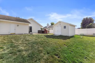 10365 S Kelly Dr, Oak Creek, WI 53154 - Photo 31