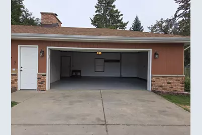 2027  Summit Ave, Waukesha, WI 53188 - Photo 31