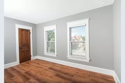 700  Grove Ave, Racine, WI 53405 - Photo 13
