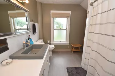 700  Grove Ave, Racine, WI 53405 - Photo 21