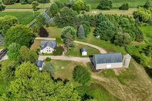 4827 Beaver Dam Rd, Barton, WI 53090 - Photo 9