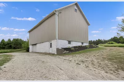 4827  Beaver Dam Rd, Barton, WI 53090 - Photo 27