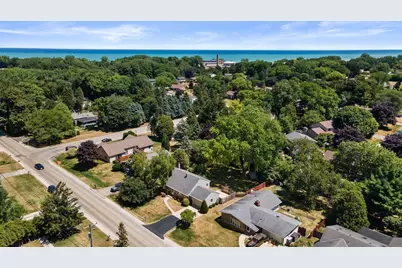 5429  Erie St, Racine, WI 53402 - Photo 37