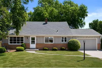 5429  Erie St, Racine, WI 53402 - Photo 1