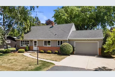 5429  Erie St, Racine, WI 53402 - Photo 39