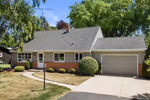 5429 Erie St, Racine, WI 53402 - Photo 39