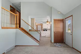 5429 Erie St, Racine, WI 53402 - Photo 9