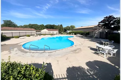 W169N11586  Biscayne Dr #13, Germantown, WI 53022 - Photo 17