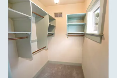 2152 N 58th St, Milwaukee, WI 53208 - Photo 19