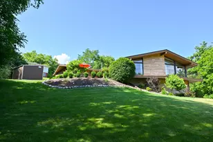410 Oak Hill Rd, Walworth, WI 53184 - Photo 3