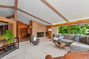 410 Oak Hill Rd, Walworth, WI 53184 - Photo 9