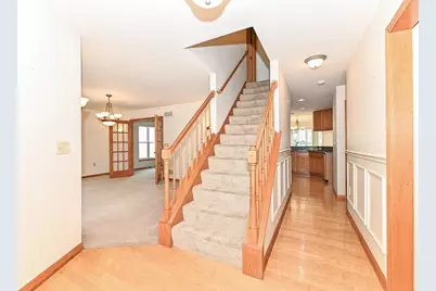 11042 W Villa Ave, Milwaukee, WI 53224 - Photo 3