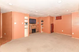 11042 W Villa Ave, Milwaukee, WI 53224 - Photo 37