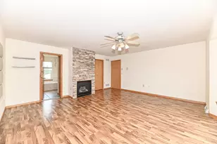 11042 W Villa Ave, Milwaukee, WI 53224 - Photo 23