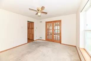 11042 W Villa Ave, Milwaukee, WI 53224 - Photo 7