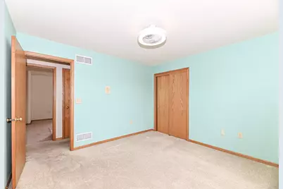 11042 W Villa Ave, Milwaukee, WI 53224 - Photo 29