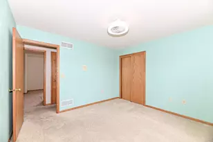 11042 W Villa Ave, Milwaukee, WI 53224 - Photo 29