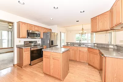 11042 W Villa Ave, Milwaukee, WI 53224 - Photo 11