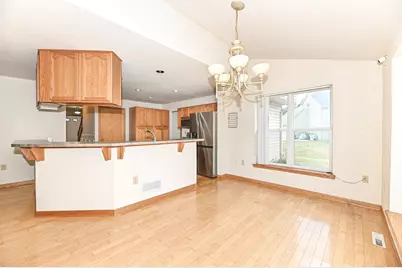 11042 W Villa Ave, Milwaukee, WI 53224 - Photo 15