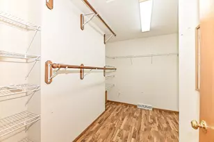 11042 W Villa Ave, Milwaukee, WI 53224 - Photo 27