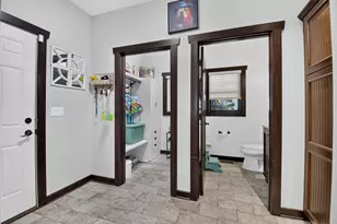 5252 Main St, Pleasant Prairie, WI 53158 - Photo 21