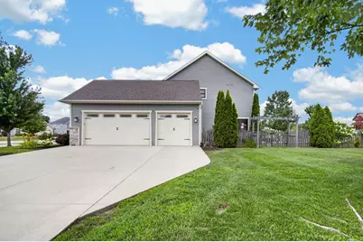 5252  Main St, Pleasant Prairie, WI 53158 - Photo 3
