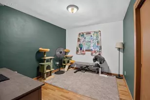 586 Oak St, Burlington, WI 53105 - Photo 7