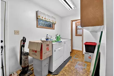 586  Oak St, Burlington, WI 53105 - Photo 21