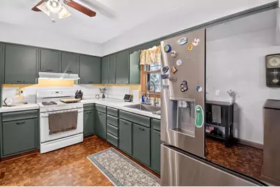 586  Oak St, Burlington, WI 53105 - Photo 11