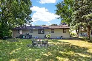 586 Oak St, Burlington, WI 53105 - Photo 25