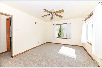 3425 S 1st St, Milwaukee, WI 53207 - Photo 5