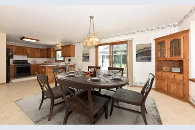 W236N7179  Meadow Ln, Sussex, WI 53089 - Photo 3