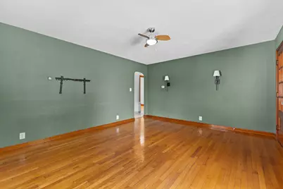 3321  Tenth Ave, Racine, WI 53402 - Photo 7