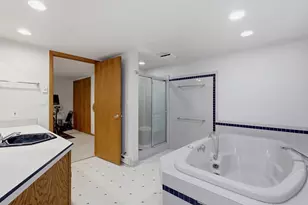 1020 S Washington Dr, Howards Grove, WI 53083 - Photo 27
