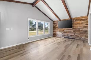 176 Ridgeway Dr, Dousman, WI 53118 - Photo 9