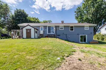 176  Ridgeway Dr, Dousman, WI 53118 - Photo 7
