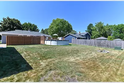 3310 E Woodview Ave, Oak Creek, WI 53154 - Photo 33
