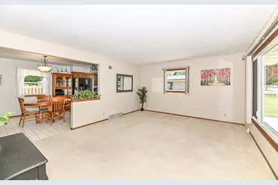 3310 E Woodview Ave, Oak Creek, WI 53154 - Photo 5