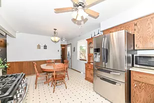 3310 E Woodview Ave, Oak Creek, WI 53154 - Photo 11