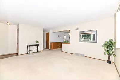 3310 E Woodview Ave, Oak Creek, WI 53154 - Photo 7