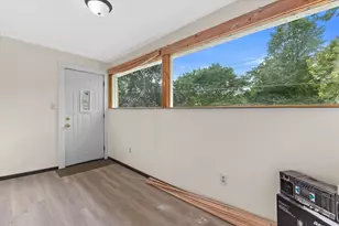 419 Hayes Avenue, Racine, WI 53405 - Photo 3