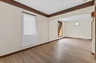 419 Hayes Avenue, Racine, WI 53405 - Photo 5