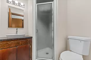 419 Hayes Avenue, Racine, WI 53405 - Photo 15