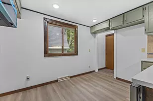 419 Hayes Avenue, Racine, WI 53405 - Photo 11