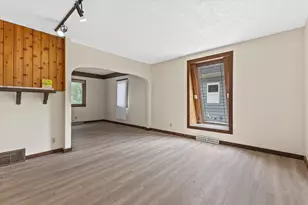 419 Hayes Avenue, Racine, WI 53405 - Photo 7